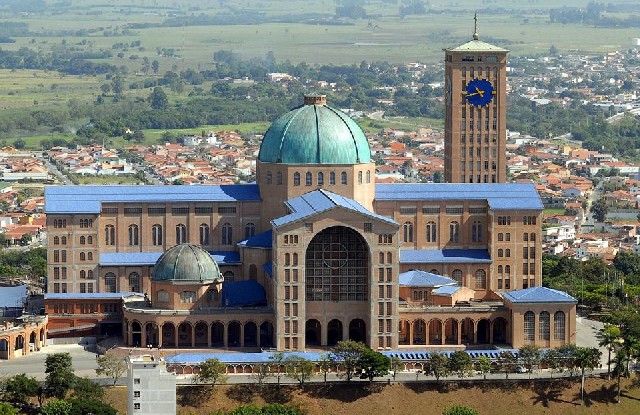 Foto 1 - Romaria aparecida do norte sp