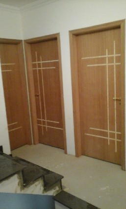 Foto 3 - Instalao de portas e revestimento de batentes